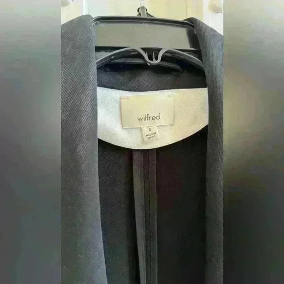 Aritzia Wilfred Chevalier Open-Front
Blazer Jacket Black - Picture 4 of 5